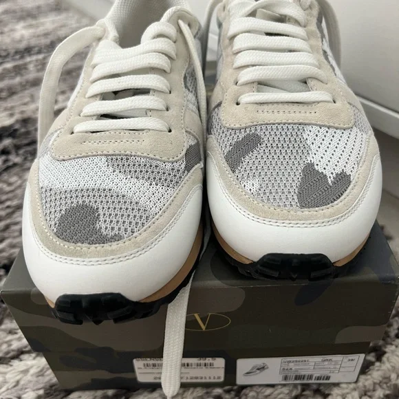 Valentino Rockrunner Sneakers - 39.5 - Picture 8 of 8